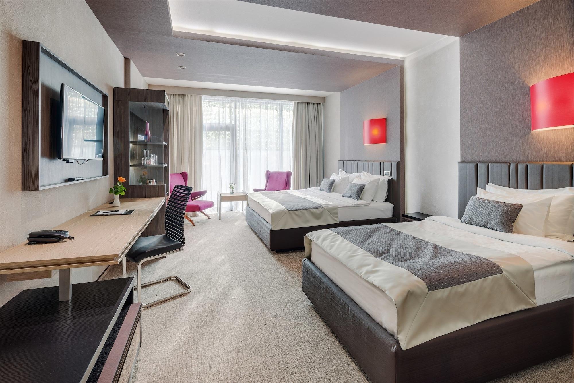 Sky Blue Hotel & Spa Paulesti  Екстер'єр фото