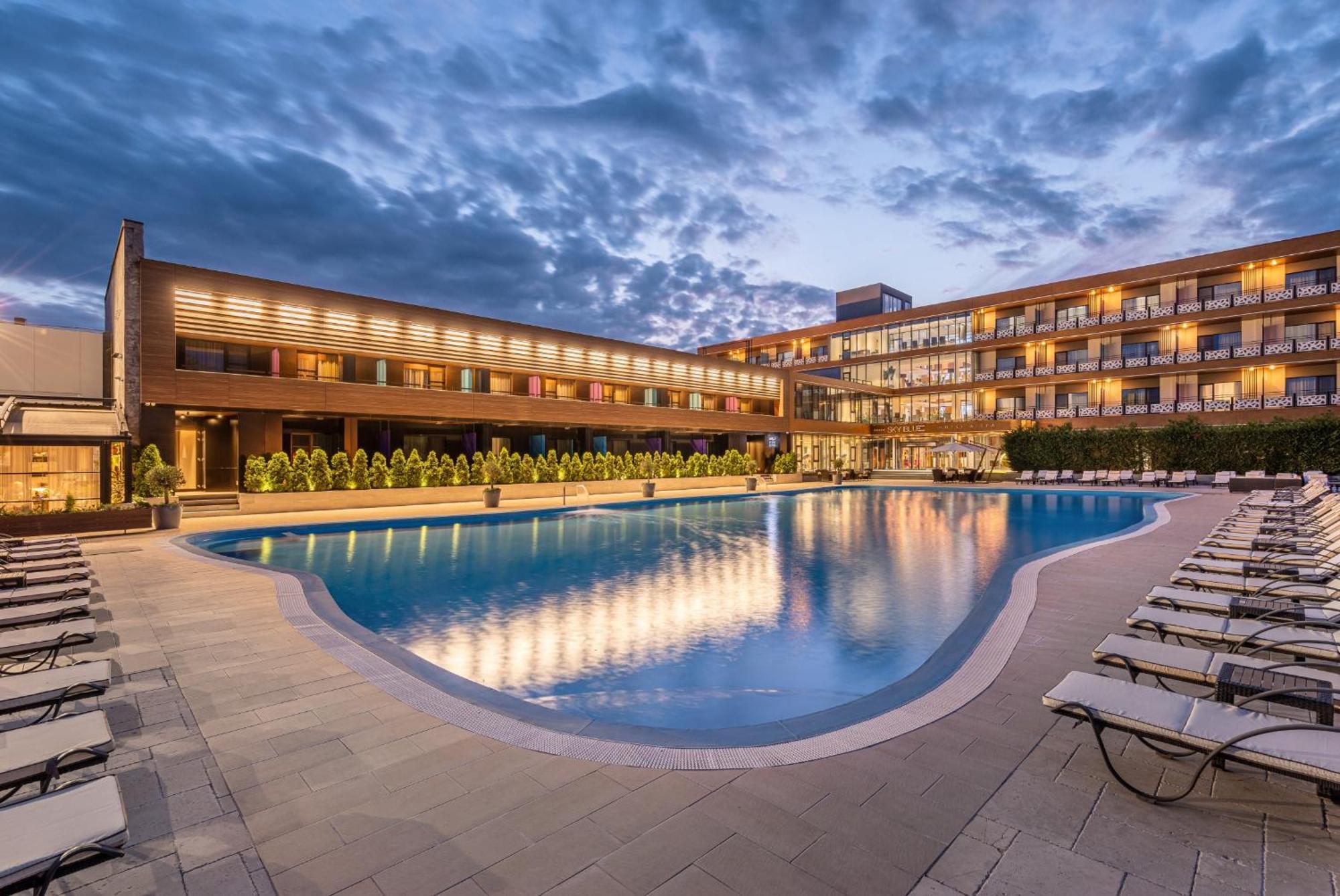 Sky Blue Hotel & Spa Paulesti  Екстер'єр фото