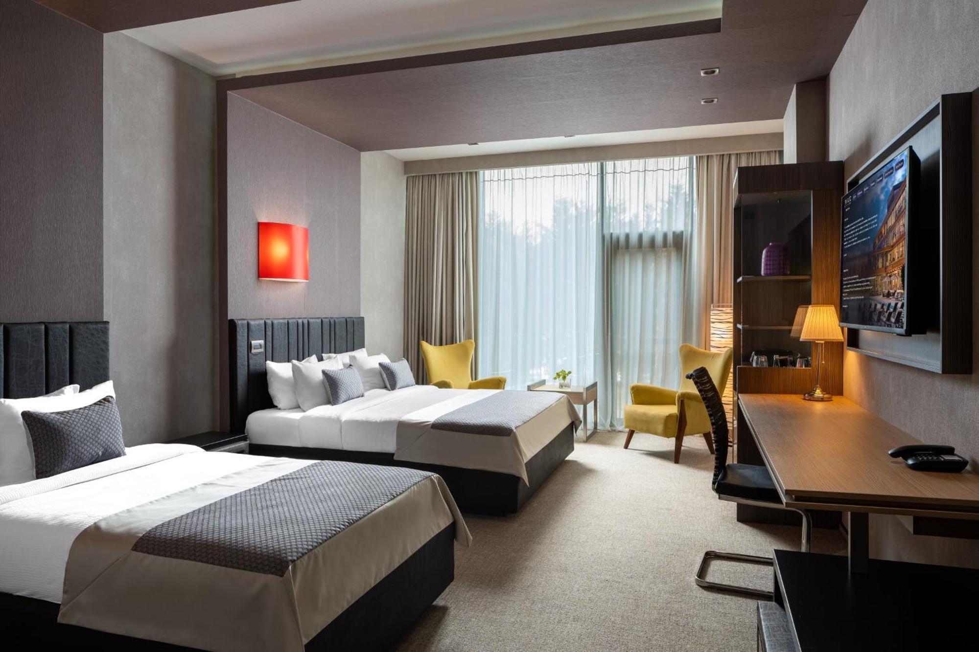 Sky Blue Hotel & Spa Paulesti  Екстер'єр фото