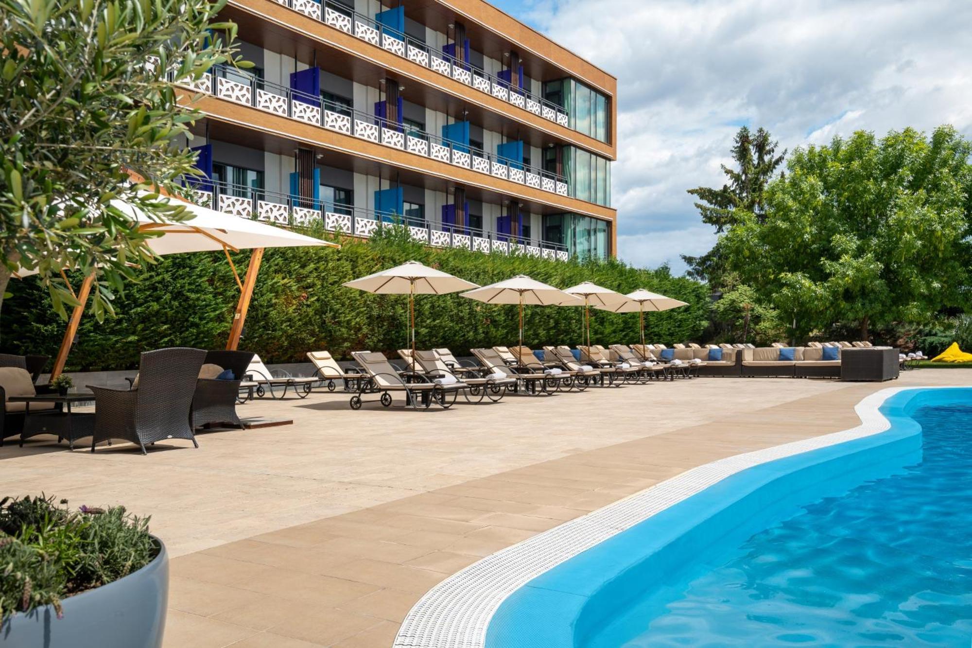 Sky Blue Hotel & Spa Paulesti  Екстер'єр фото